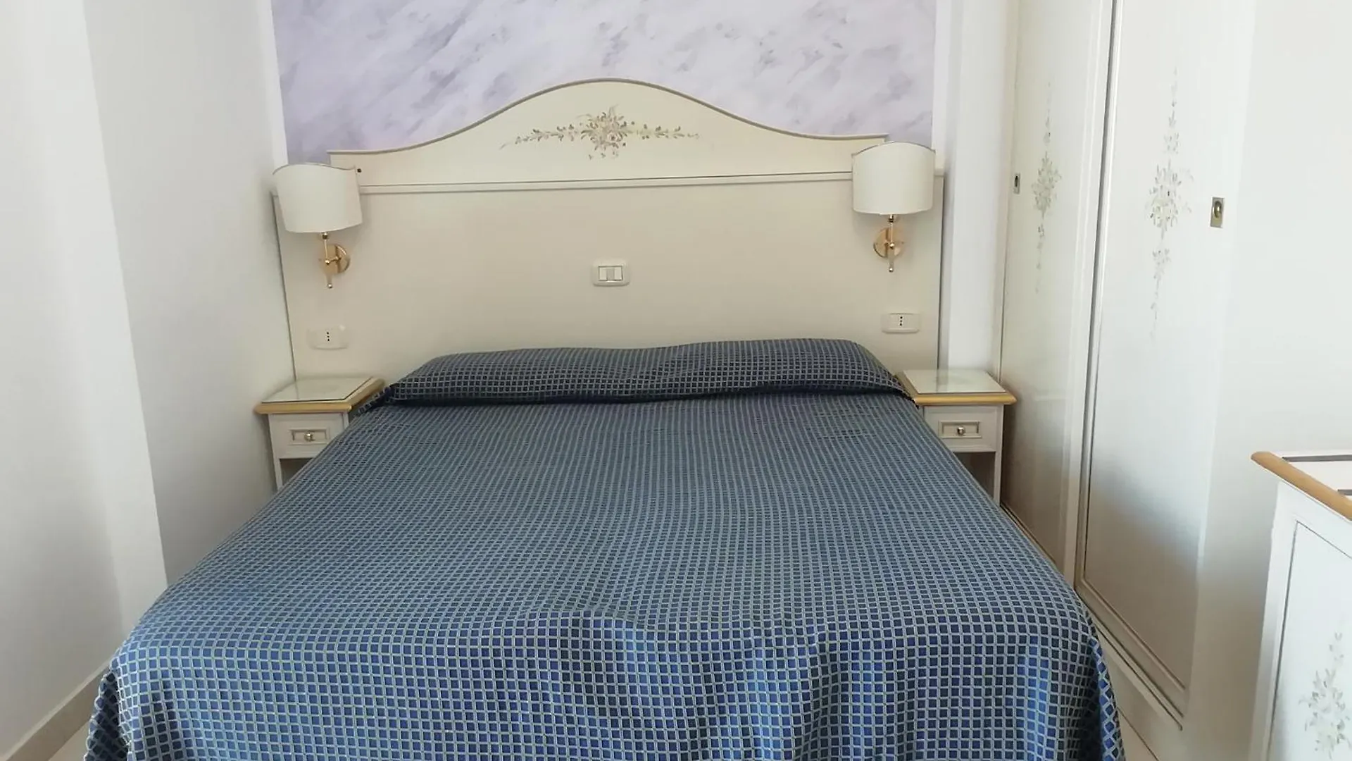 B&B Metropols Sottomarina Ιταλία
